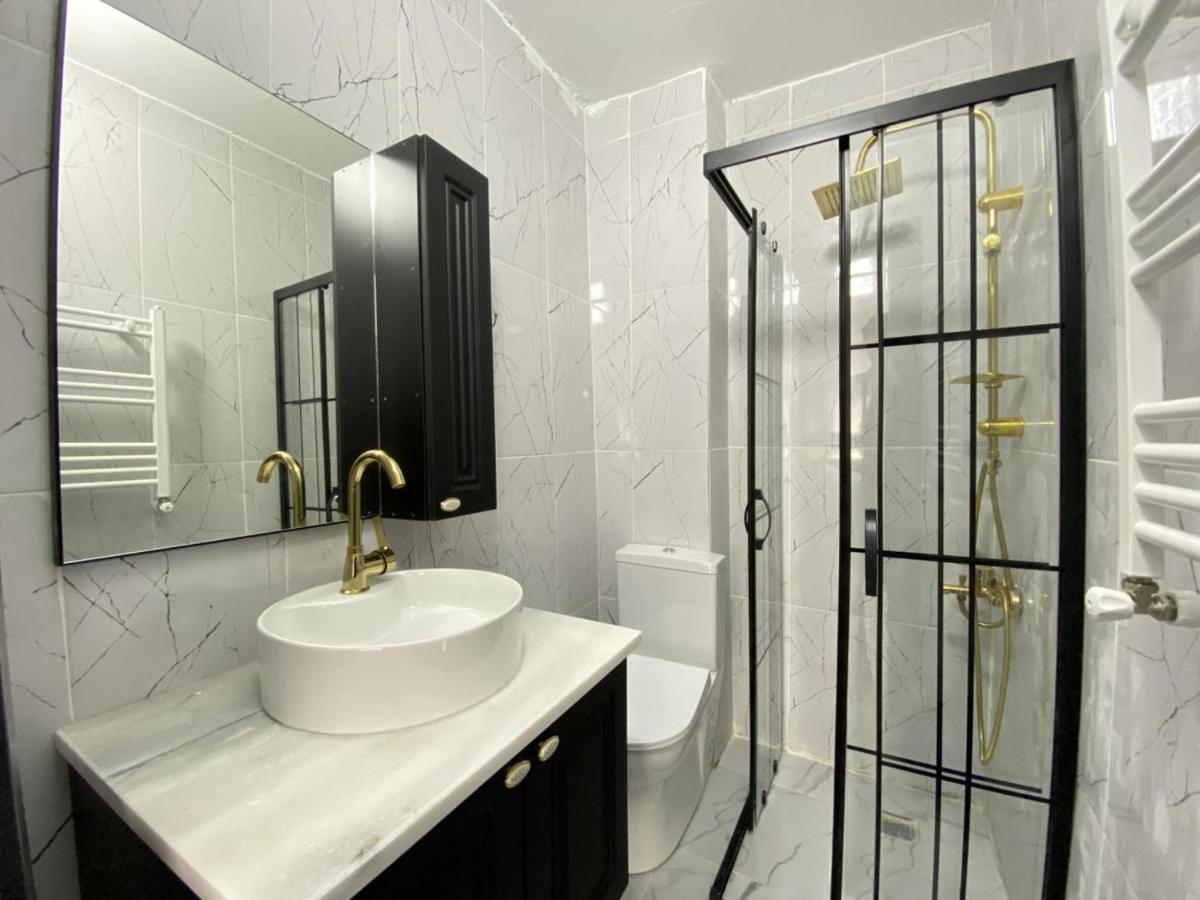 Ferienwohnung Pleasant Studio Flat In Kabatas Beyoglu Istanbul Exterior foto
